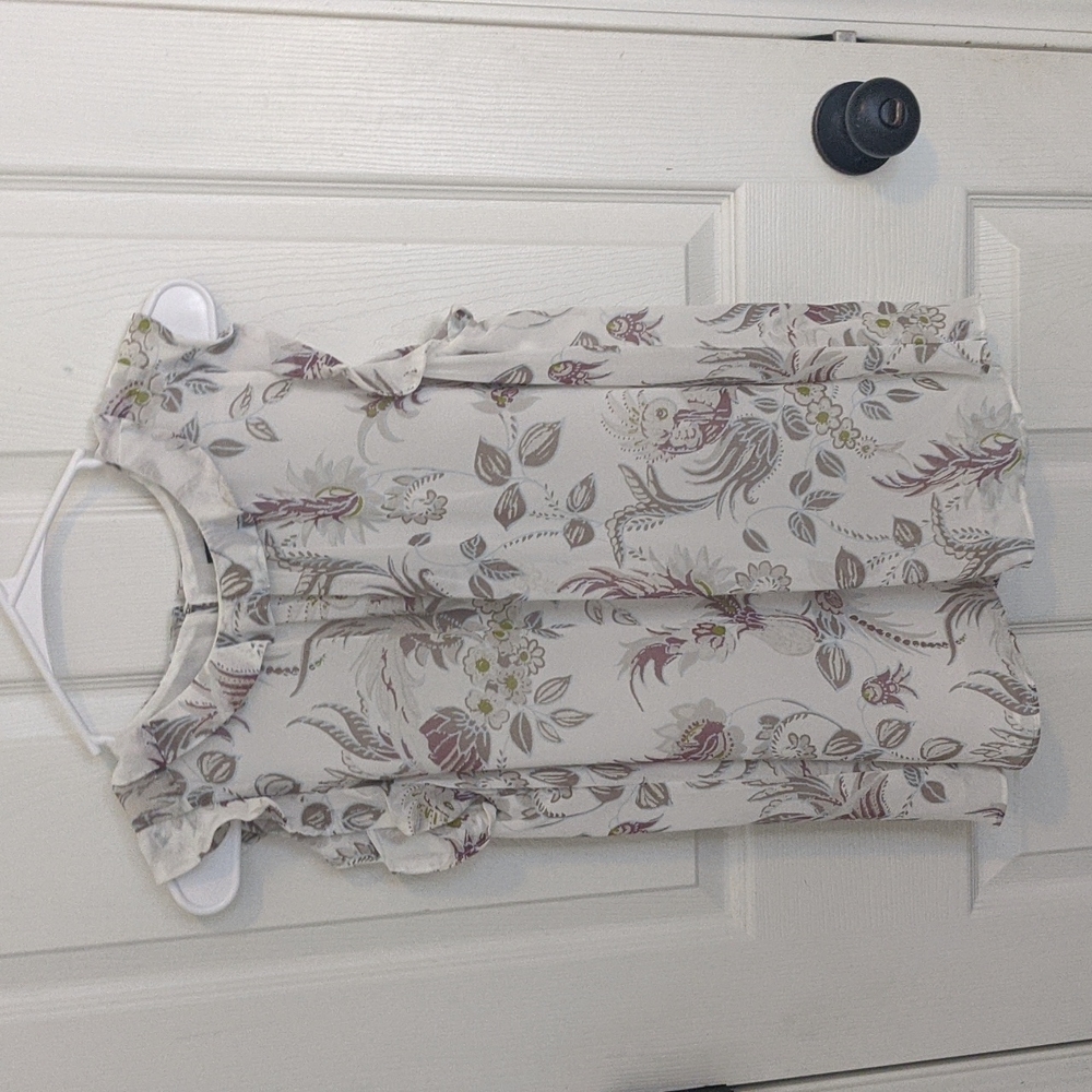 Ann Taylor Blouse with delicate ruffles